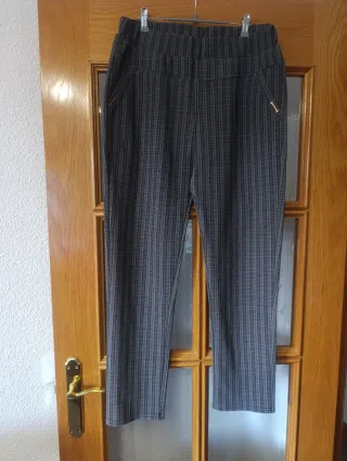 Pantalón de cuadros gris Talla 3XL