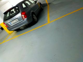 Mazda 323 2003