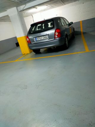 Mazda 323 2003