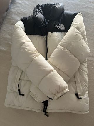 Abrigo The North Face blanco y negro