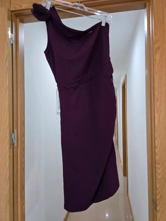 Vestido de fiesta morado oscuro talla M
