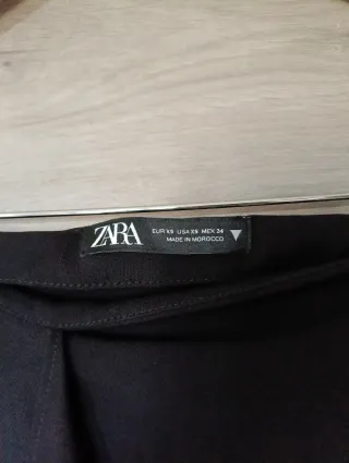 Minifalda Zara negra drapeada