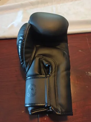 Guantes Boxeo Venum Élite 16 OZ