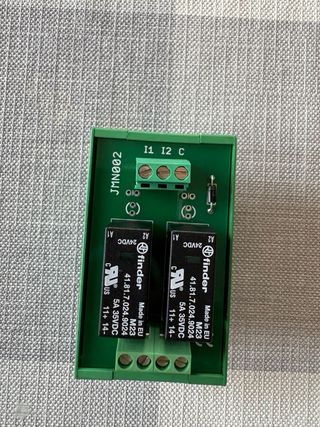 Relé FINDER 24VDC Salida DC