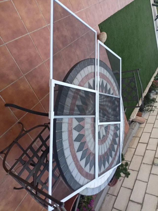 Mosquiteras extensibles de aluminio