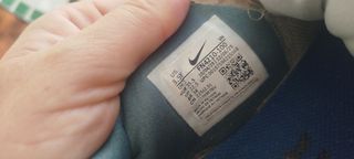 Tenis Nike Beige y Azul