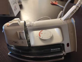 Ferro da stiro Rowenta Professional