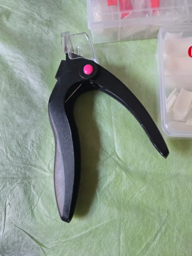 Set de Uñas Acrílicas y Cortador