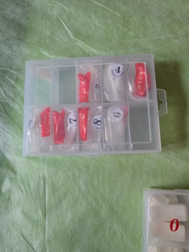 Set de Uñas Acrílicas y Cortador