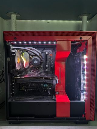 PC Gaming Intel i7 7700K GTX 1080 8GB Roja
