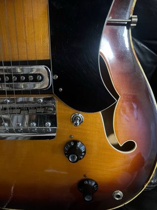 Guitarra Eléctrica Hoyer años 60.