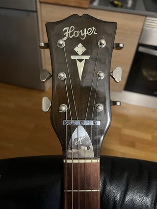 Guitarra Eléctrica Hoyer años 60.