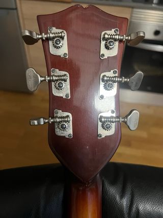Guitarra Eléctrica Hoyer años 60.
