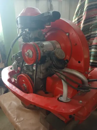 Motor VW Escarabajo Rojo