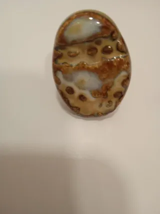 Anillo piedra beige y marrón ajustable