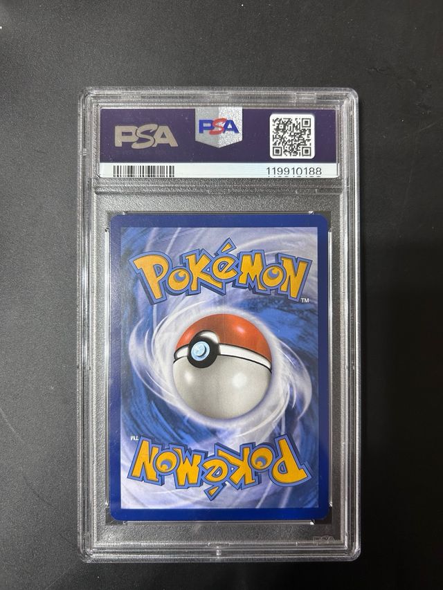 Carta Pokemon Ninetales Illustration Rare PSA 9