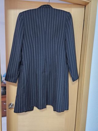 Chaqueta de traje negra con rayas