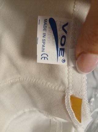 Sujetador blanco de tienda de ortopédia nuevo
