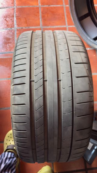 neumáticos pirelli nuevos delantero y trasero 