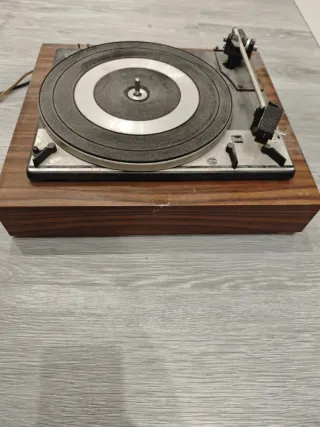 Tocadiscos Dual 1211