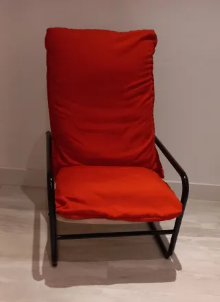 Sillón rojo y negro