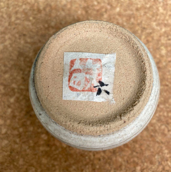 Taza de cerámica artesanal