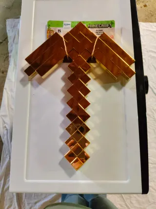 Pico de oro Minecraft sin estrenar