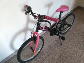 Bicicleta niña 21 rosa y negra