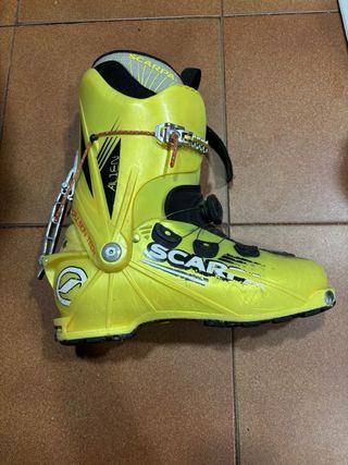 Esquís de travesía , pieles y botas