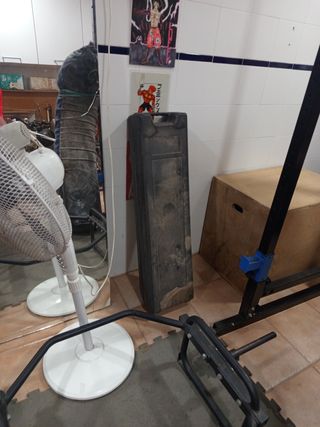 Material gimnasio: pesas y barras