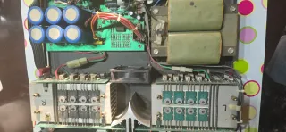 Amplificador Crest Audio FA1201 Negro.