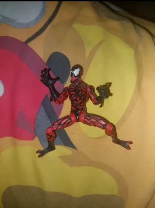 Figura Carnage Marvel Universe
