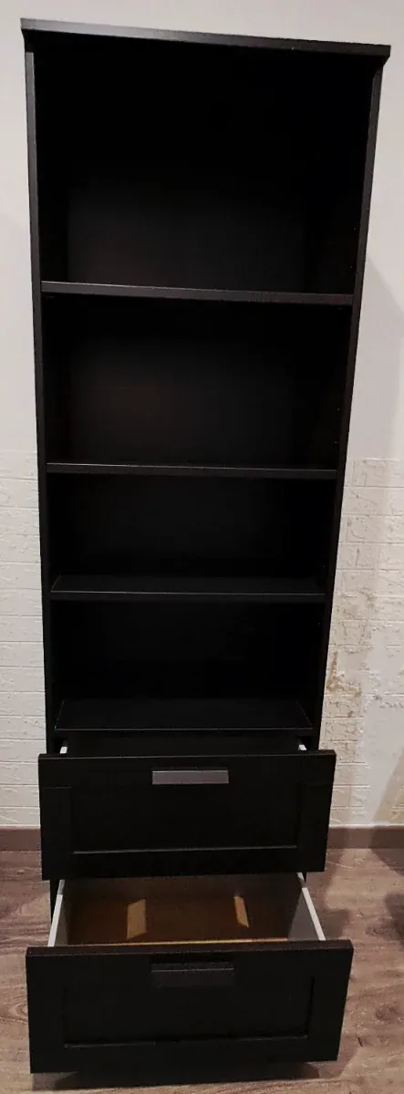 Librería negra  con dos cajones