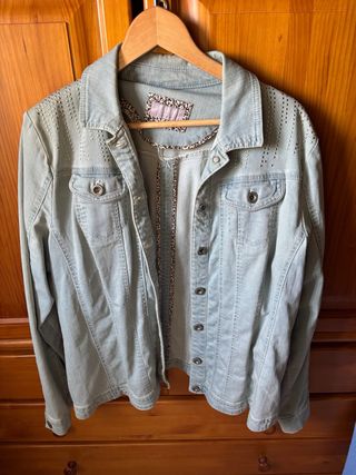 Cazadora Vaquera Tachuelas Talla 44