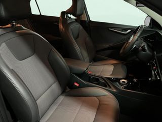 Kia Niro 1.6 GDi HEV 104kW (141CV) Drive