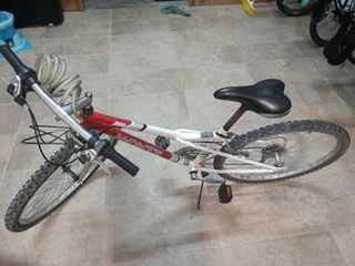 Bicicleta Monty BTT original