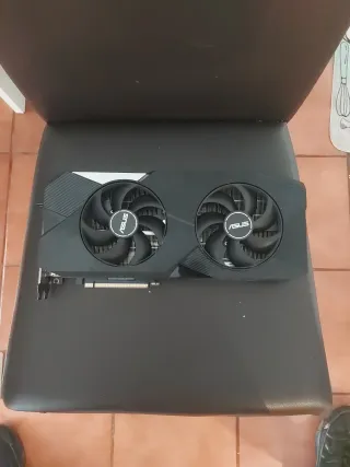 Tarjeta Gráfica ASUS dual 7900xt