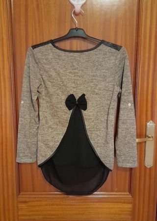 Jersey gris con lazito negro