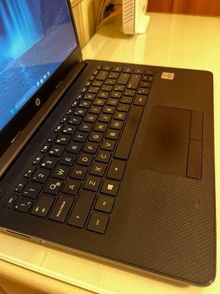 HP i3-10gen SSD RAM 8GB GARANTÍA IMPOLUTO