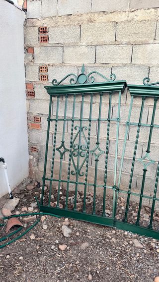 Rejas de forja verdes