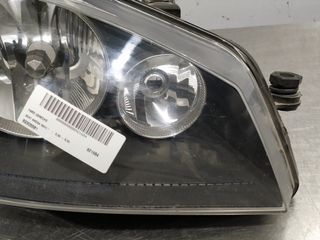 FARO DERECHO SEAT AROSA (6H1) 89305581