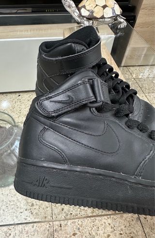 Zapatillas Nike Air Force 1 Mid Negras