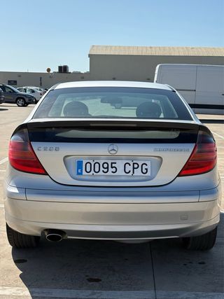 Mercedes-Benz C200 Kompressor Sportcoupé 2003 – Pe