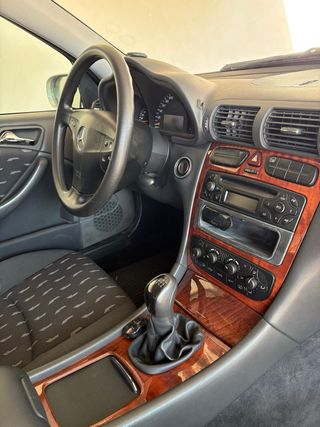 Mercedes-Benz C200 Kompressor Sportcoupé 2003 – Pe