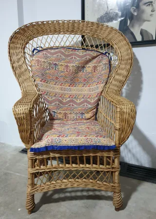 Conjunto sillón y mesa mimbre con cristal