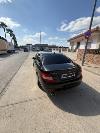 Mercedes-Benz Clase C 2011