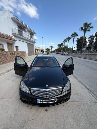 Mercedes-Benz Clase C 2011