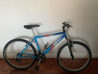 Bicicleta BH Supra 300

