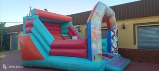 Castillo hinchable infantil