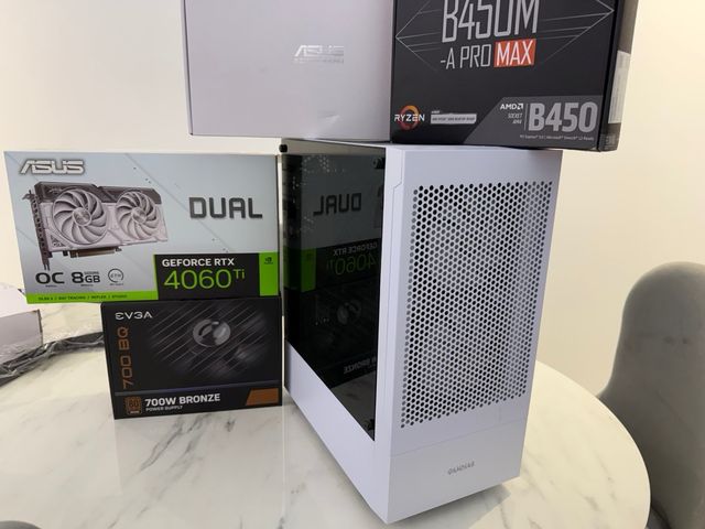 PC Gaming RTX 4060 Ti + Monitor AOC